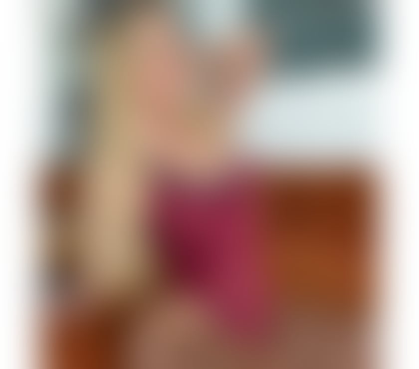 Paula BRAZILIAN GIRL IN TOWN