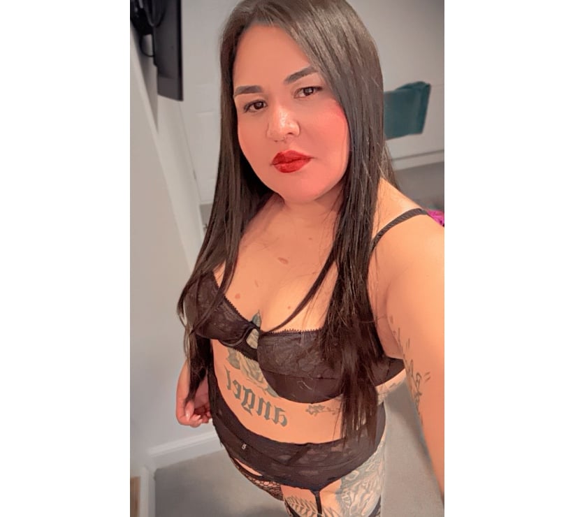 KAROL MEGA ARSE🍑🍆 NEW IN TOW