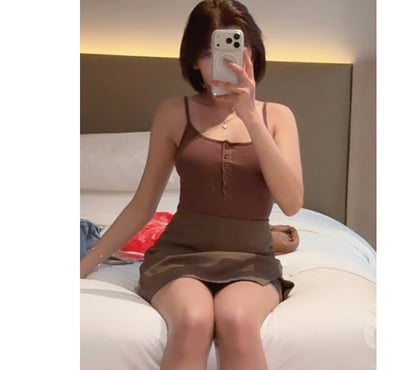 Escorts East Croydon (Tramlink) Station South East London - Photos for Sweet Tiny Thai Girl 💋