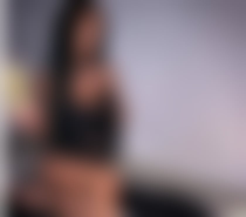 Escorts Huddersfield Kirklees - Photos for Carina💛 New✅️💣 sexy petite brunette❤️✨️