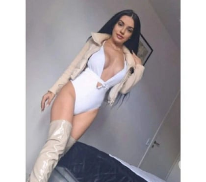 Escort Aston End Stevenage - Photos for Hi I'm mona real no rush only outcall