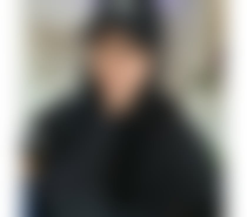 Clean, Friendly & professional Warm Personality - Discret