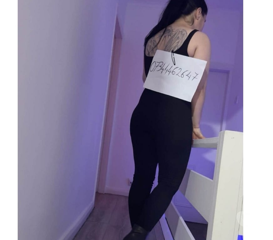 Escorts Merseyside Liverpool - Photos for Clean, Friendly & professional Warm Personality - Discret