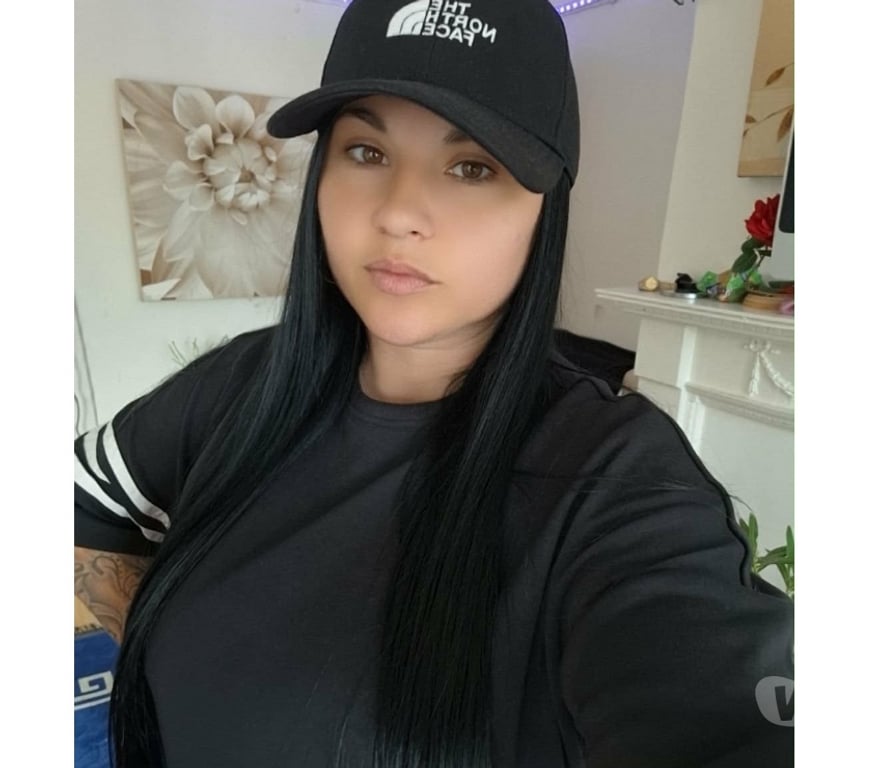 Escorts Merseyside Liverpool - Photos for Clean, Friendly & professional Warm Personality - Discret