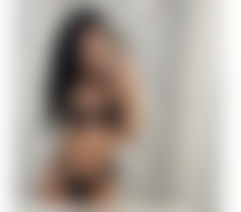  Escorts & Erotic Massage Swindon Town Centre Swindon - Photos for 🥂PARTY GIRL🥂MAYFAIR⭐ INDEPENDENT ❤️HELLEN❤️