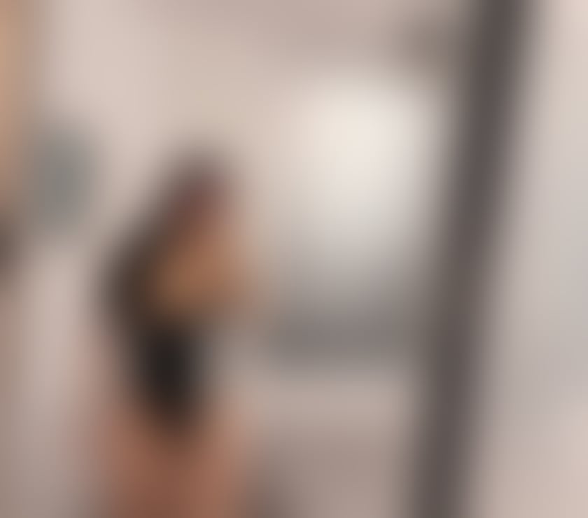 Escorts South West London Kew Gardens Station - South West London - Photos for Sexy Bombshell 😈 💯Real party girl 😈Strapon 😈