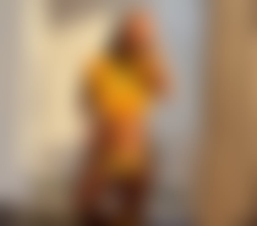 Escorts South West London Kew Gardens Station - South West London - Photos for Sexy Bombshell 😈 💯Real party girl 😈Strapon 😈