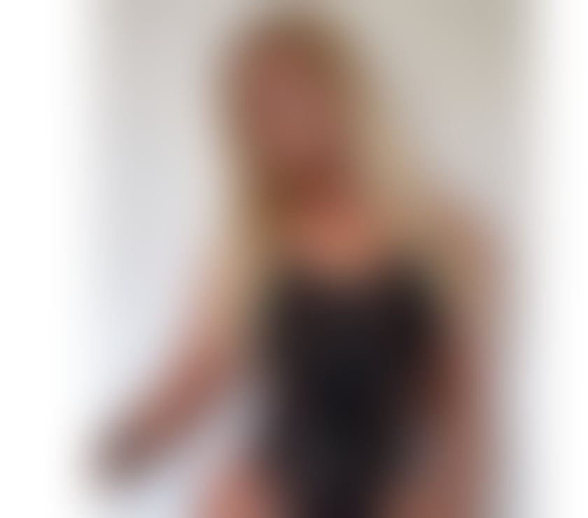 Escorts Lincolnshire South Kesteven - Photos for High-Class Blonde Companion❤️