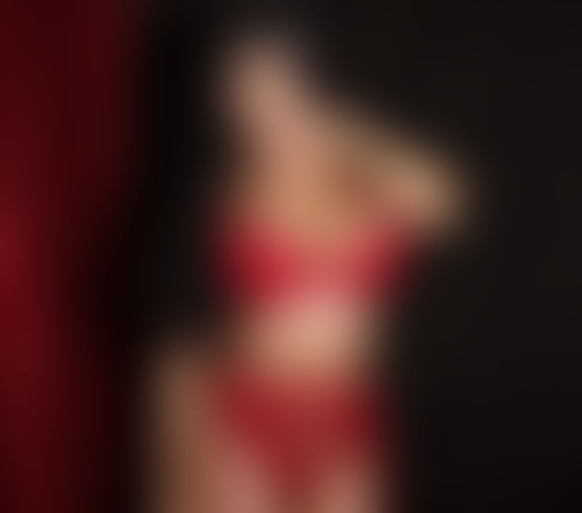 Trans Escorts Central London Kensington and Chelsea - Photos for Caroline Sophie, your secret TS girlfriend x