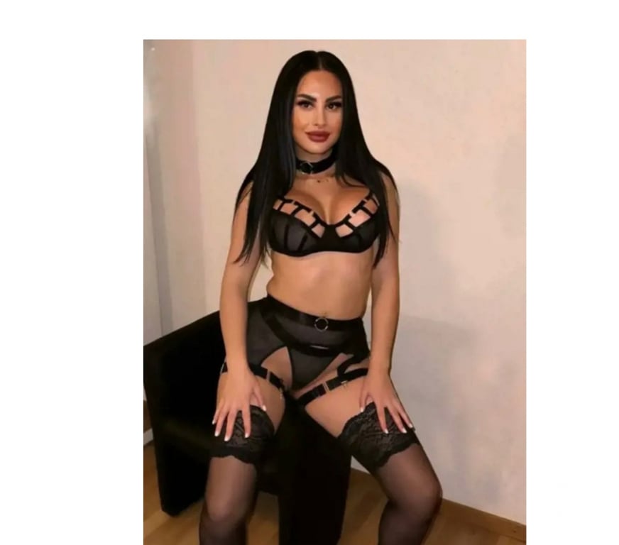 Escorts Essex Epping Forest - Photos for Maia@ Just Outcall