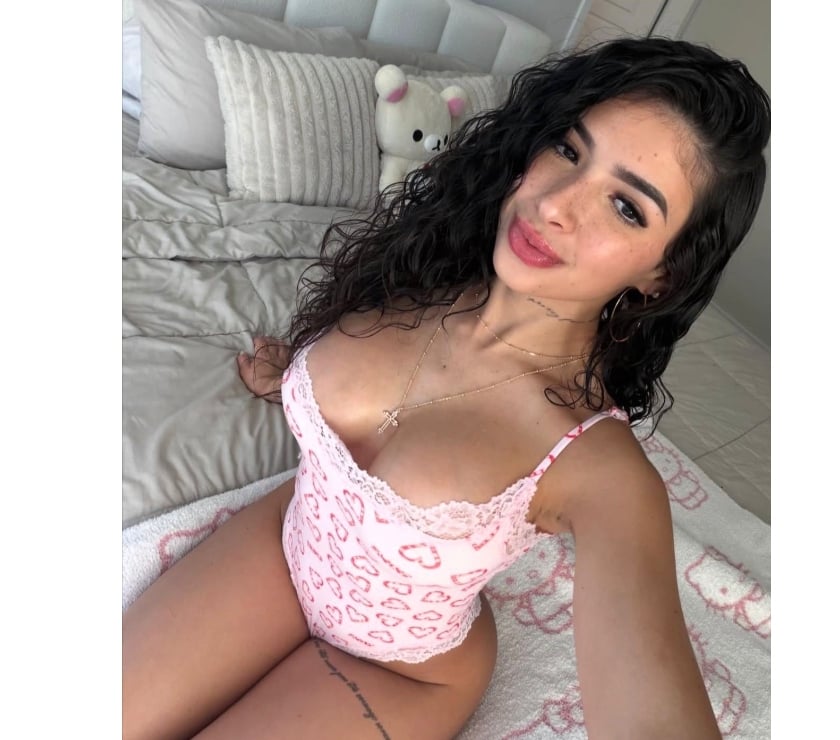 Escorts Surrey Guildford - Photos for NATY A LEVEL 🎉🍑 ALL NATURAL - GFE - COME TO ME