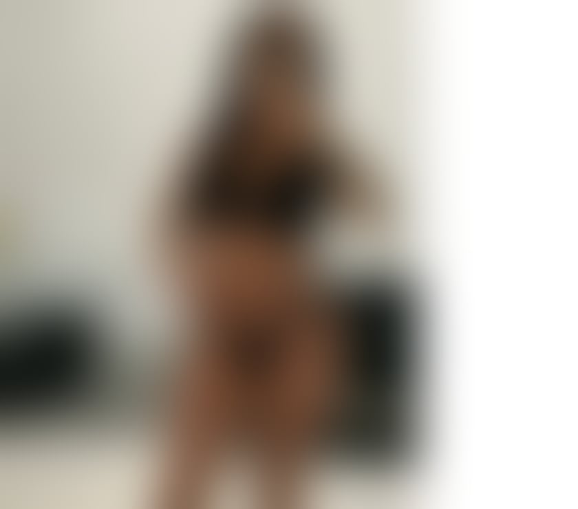 Escorts Hampshire Rushmoor - Photos for Naughty Carla🍓Sensual🍓CURVY Hot🍓PARTY🔞 New