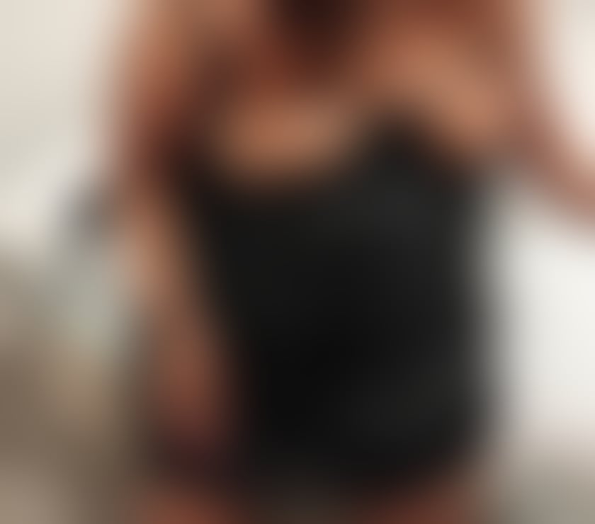 Escorts Kent Dartford - Photos for A BIG, BLACK,MATURE EXPERIENCED LADY IN SWANSCOMBE