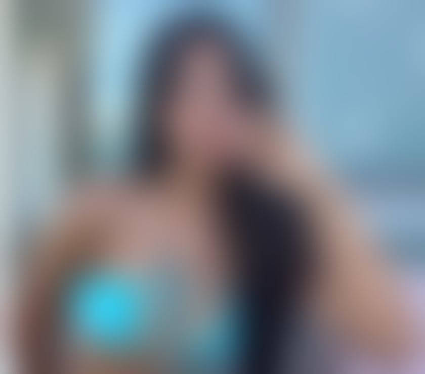 Photos for Elloa New 🇧🇷 In Sheffield