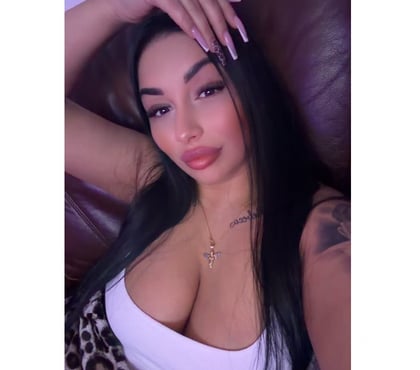 Photos for 🍆Best owo NO RUSH SERVICE 🎇🥰