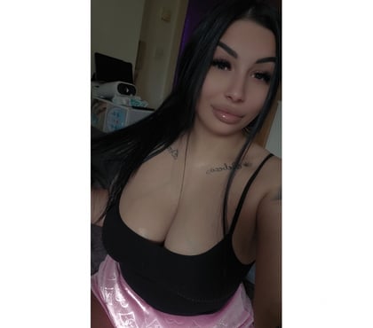 Photos for Amelia NO RUSH SERVICE BEST OWO 🍆🍌