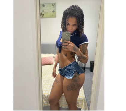 Escort Leigh-on-Sea Southend-on-Sea - Photos for Mell: A Real Brazilian Story 💛💚