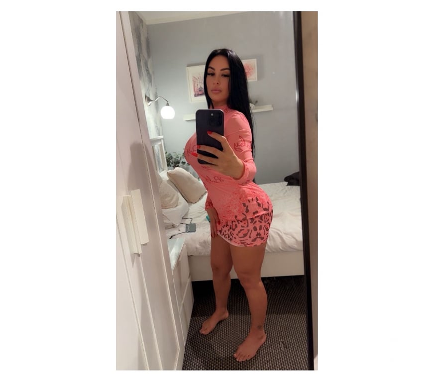 Escorts Tyne and Wear Newcastle upon Tyne - Photos for Rossa 😋sexy girl 🫠🤫😜sexy hot body😈😘😈