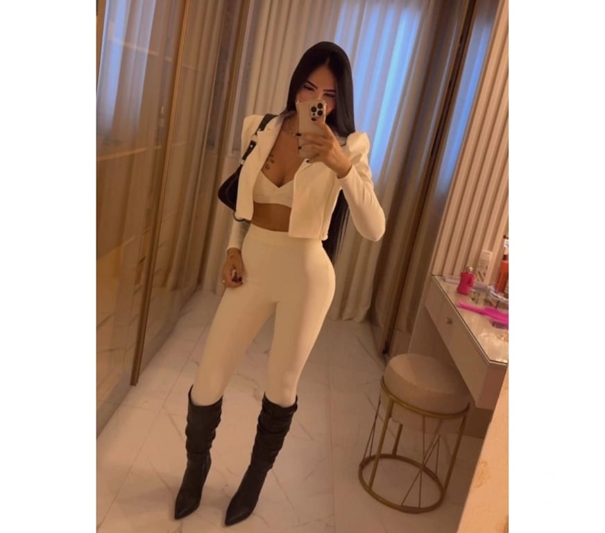 Escorts Kent Gravesham - Photos for GIULIA - NEW IN TOWN Brazilian Brunette 🇧🇷🔥