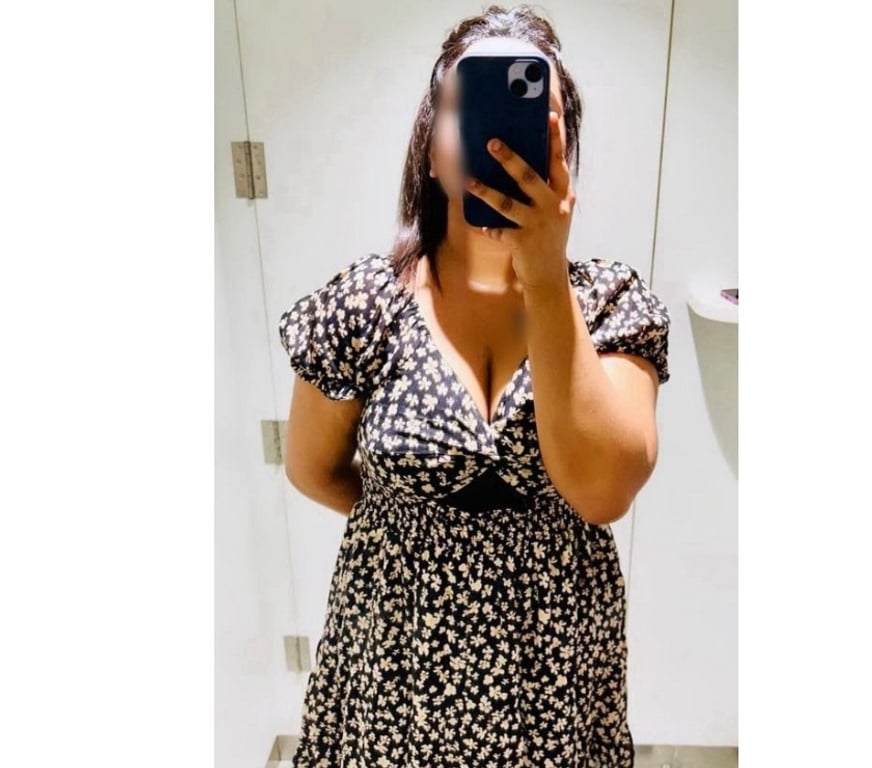 Escorts West London Hounslow - Photos for SRUTHI INDIAN GIRL NEW IN HOUNSLOW TOWN