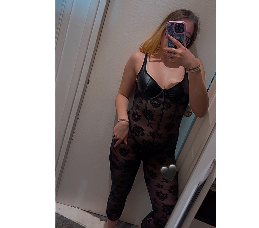 Escorts Surrey Runnymede - Photos for 🩵HOT💚REAL PICTURES💛OWO🩷OUTCALL ONLY💣