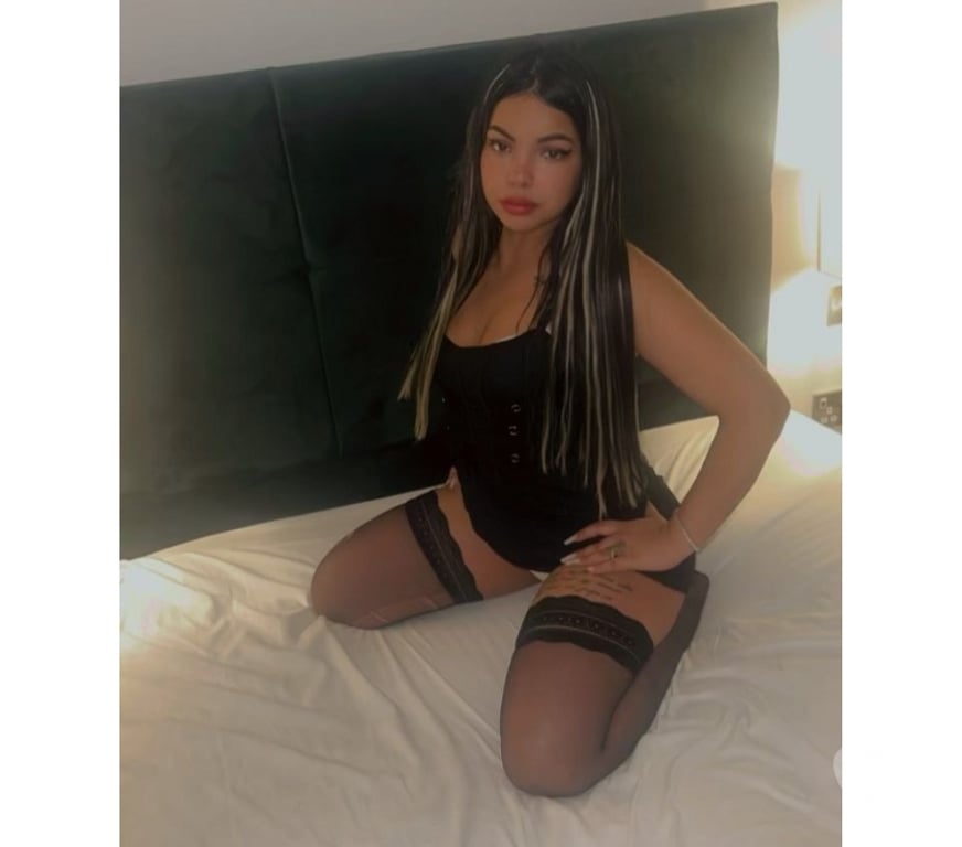 Escorts Reading Reading Town Centre - Reading - Photos for Emma queen of ❤️o❤️ w ❤️o see you 💖