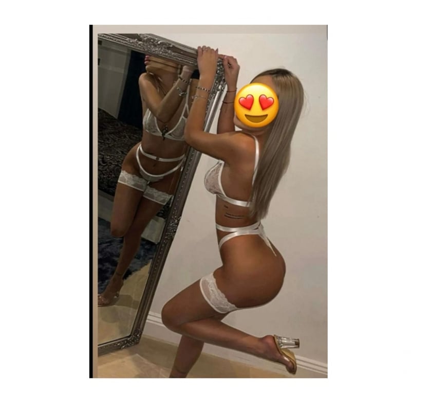 Escorts Hertfordshire Broxbourne - Photos for Elissa :> Just oitcall