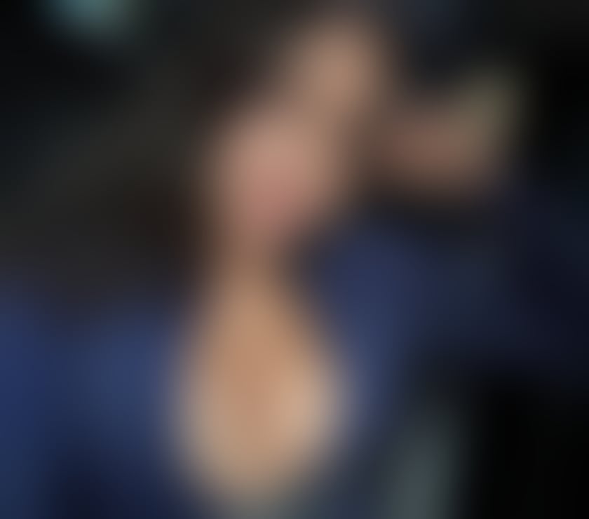 Brazilian Beauty 🇧🇷 Naughty Curves 🍑💋