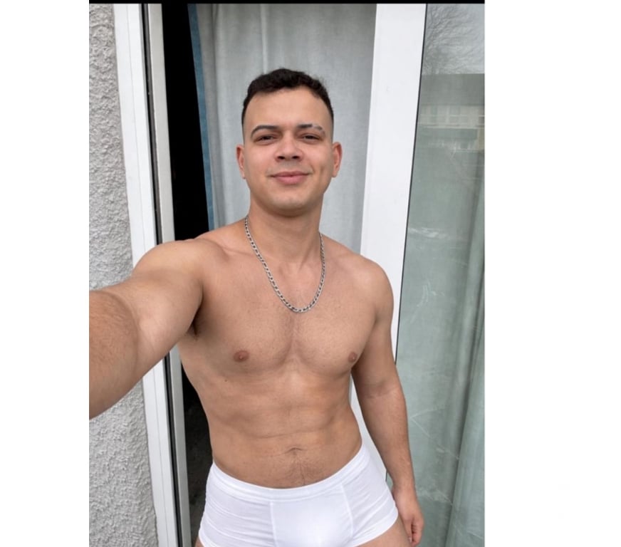  Gay massage South West London Sutton - Photos for 🍆🍆 stunning Lucas🍆🍆 PARTY 🍾