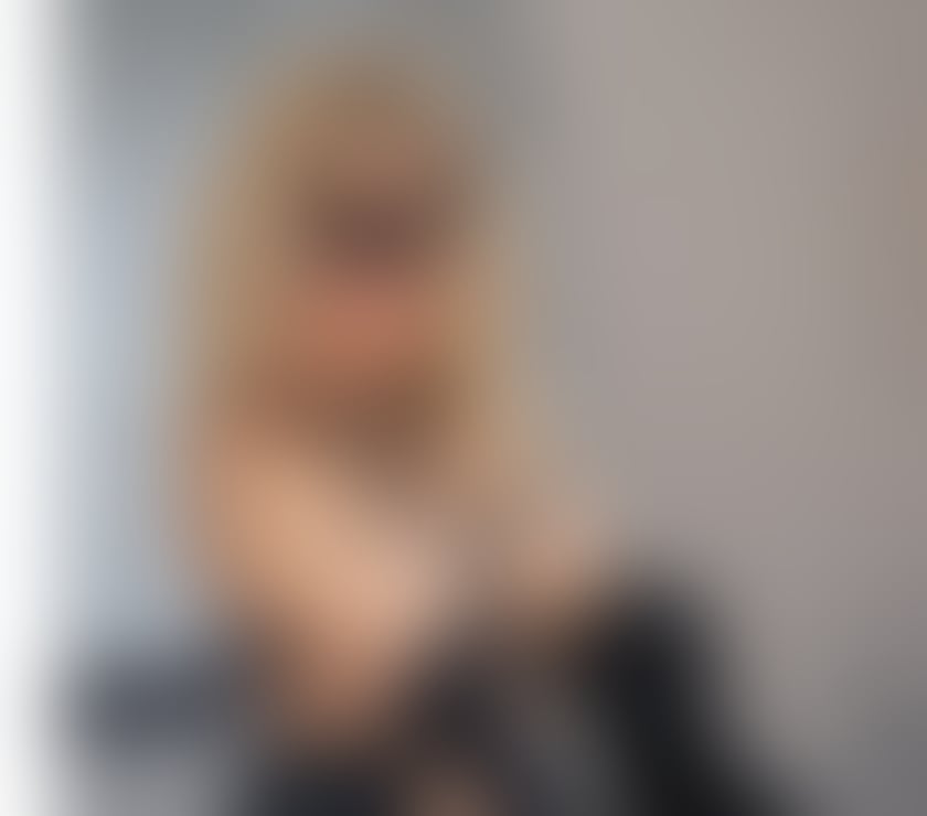 Escorts Southsea Portsmouth - Photos for Scarlet Temptress Tantric Domina Massage