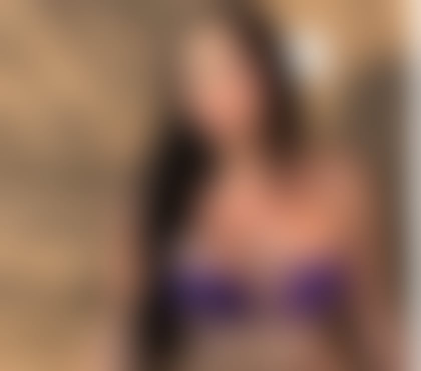  Escorts & Erotic Massage Woolwich Arsenal East London - Photos for Brazilian Curves 🇧🇷 🍾💕 PARTY & HOT 💋