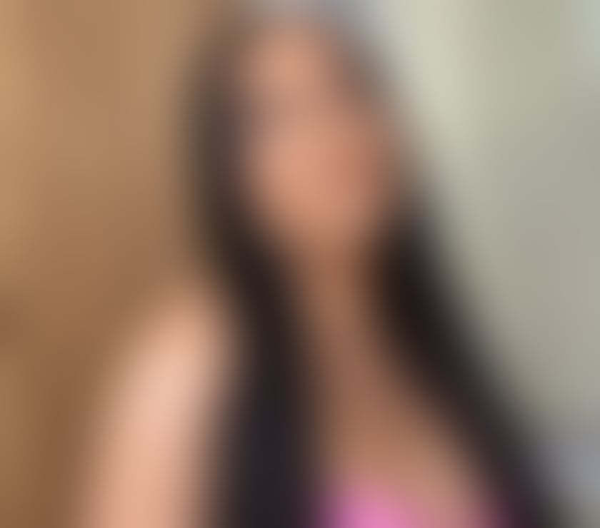 Escorts South East London Woolwich - South East London - Photos for Sweet Brazilian 🇧🇷 Naughty & PARTY 🥂💋