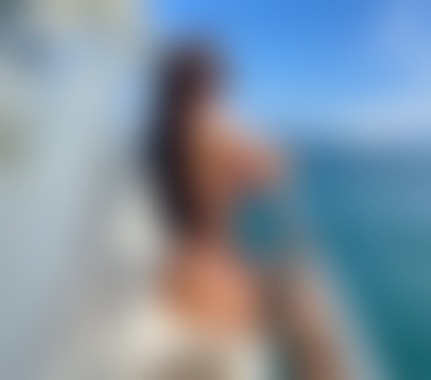 Escorts South East London Woolwich - South East London - Photos for Sweet Brazilian 🇧🇷 Naughty & PARTY 🥂💋