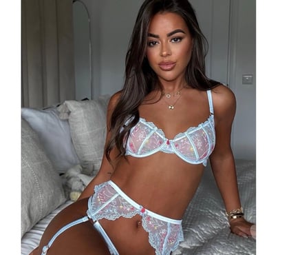 Escorts Oxford City Centre Oxford - Photos for 😍outcall😍party girl😍