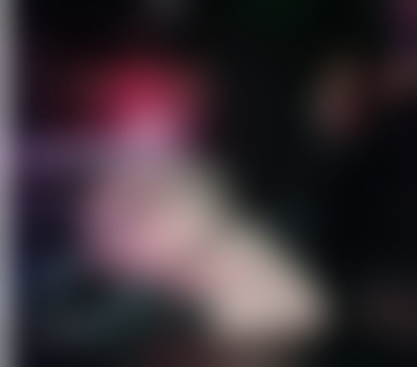  Escorts & Erotic Massage Leeds City Centre Leeds - Photos for Laura big boom sexy tits🍒🔞