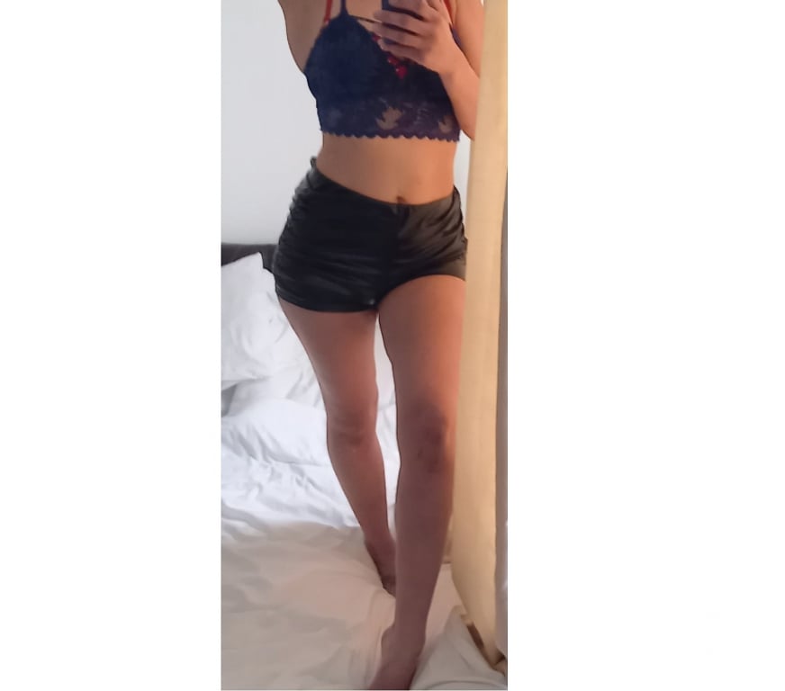 Escorts South East London Elephant and Castle - South East London - Photos for Self care spot, ready and waiting