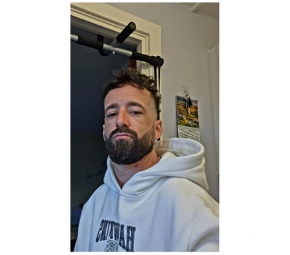 Gay escorts Worsbrough Common Barnsley - Photos for BRITISH ITALIAN MALE GAY ESCORT