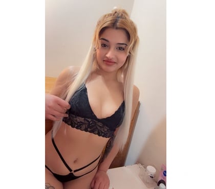 Escorts Coventry City Centre Coventry - Photos for Monica Party girl new in town 😘 the best service 😘