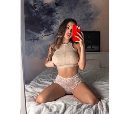  Escorts Cardiff City Centre Cardiff - Photos for HOT GIRL🔥 ONLY OUTCALL 💙 PARTYYY 💯