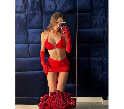  Escorts Newport Stroud - Photos for HOT GIRL🔥 ONLY OUTCALL 💙 PARTYYY 💯