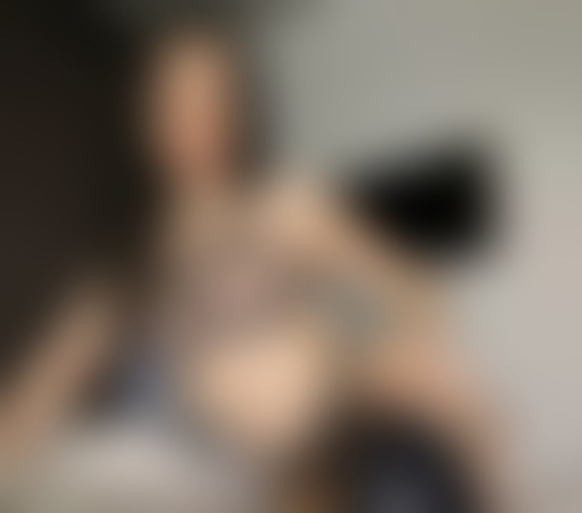 Escorts Gloucestershire Cheltenham - Photos for Jeniffer it’s back ❤️ you miss the best party ? 🎉