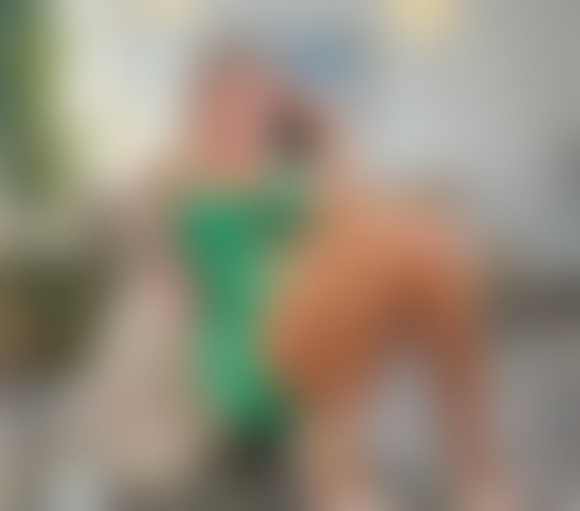 Escorts West Sussex Crawley - Photos for 🅽🅾 🆁🆄🆂🅷↘️HOT WOMEN IN GATWICK↙️