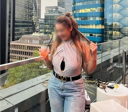 Escorts Adel Leeds - Photos for Indian lady available in your area