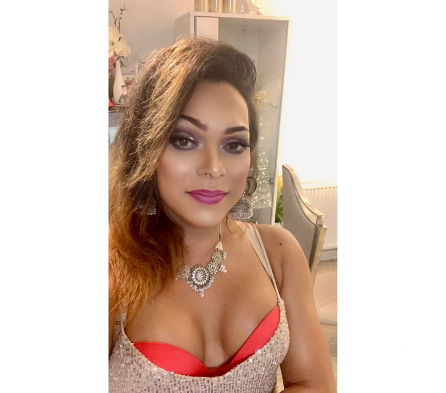 Trans Escorts East London Stratford - East London - Photos for Indian Trans girl offers tantric massage and fun