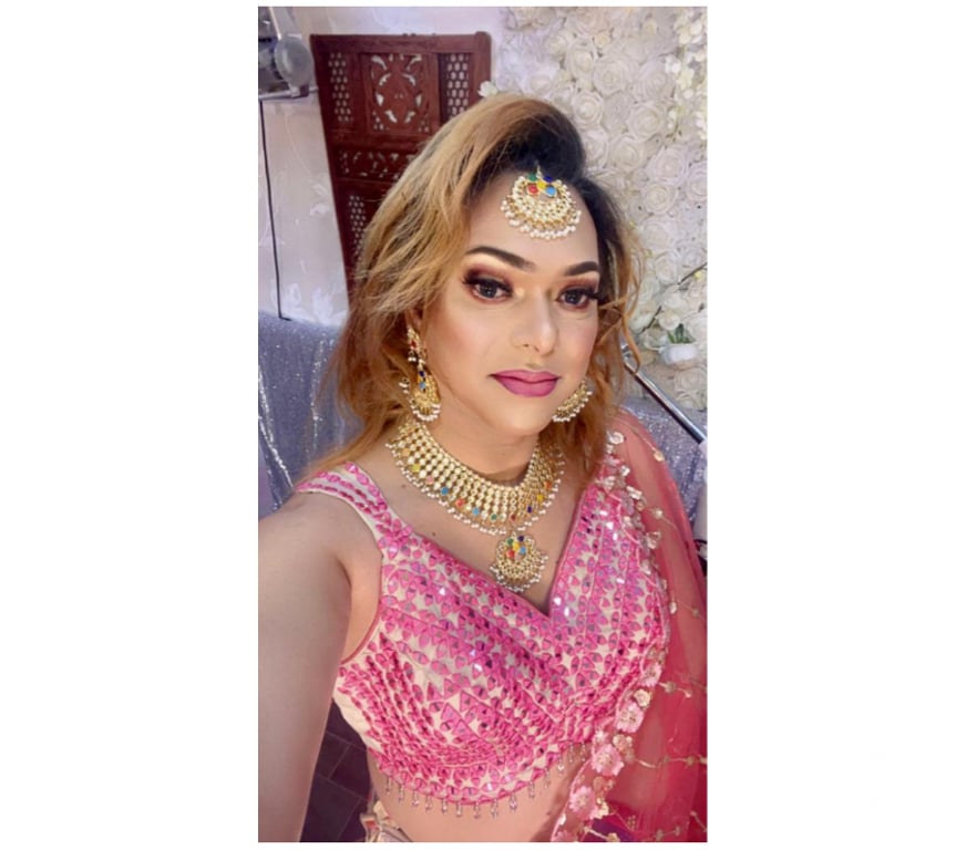 Trans Escorts East London Stratford - East London - Photos for Indian Trans girl offers tantric massage and fun