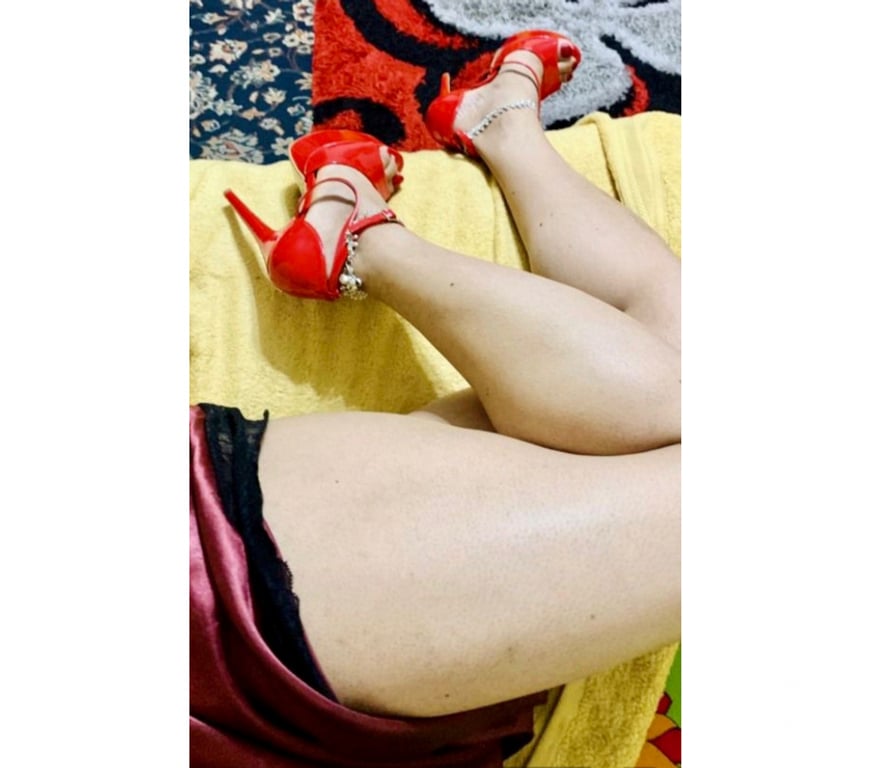 Trans Escorts East London Stratford - East London - Photos for Indian Trans girl offers tantric massage and fun