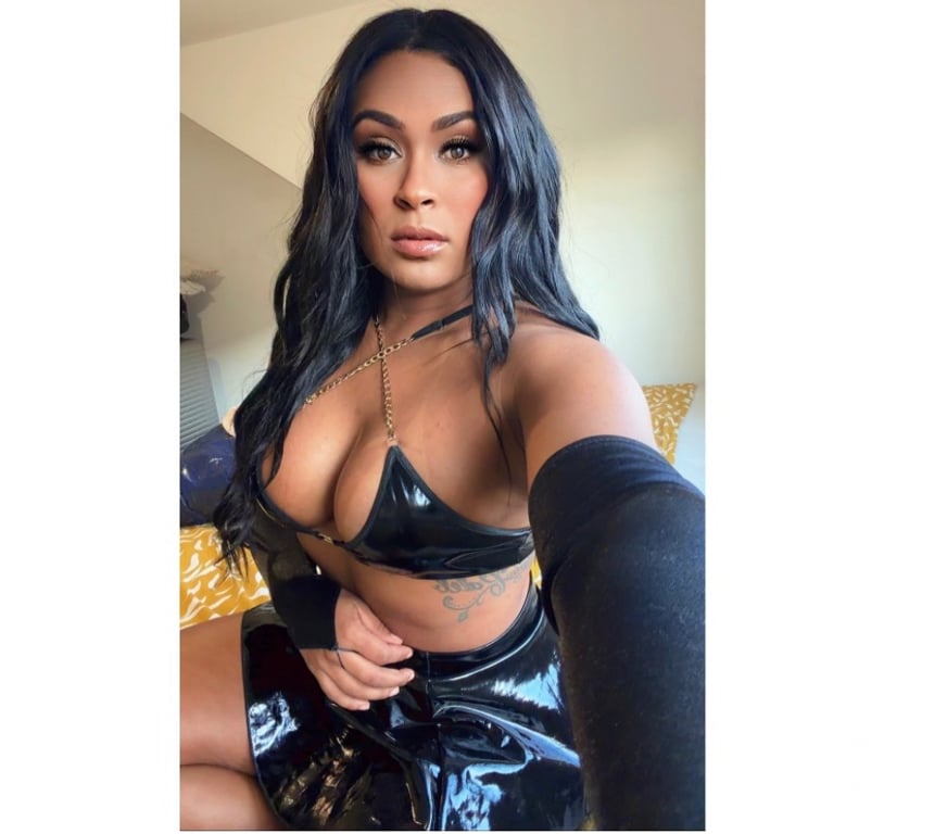 Escorts East London Whitechapel - East London - Photos for Lary Brazilian hot 🔥🍑🍫