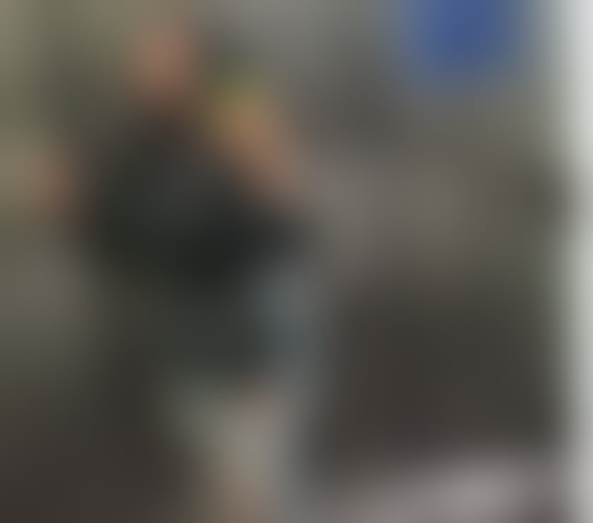 Clean,friendly & professional warm personality - discret