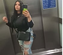 Clean,friendly & professional warm personality - discret