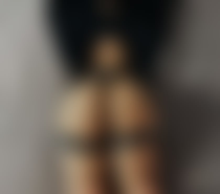 Escorts Merseyside Liverpool - Photos for Refined & Charming Lady – Calm, Relaxing Atmosphere